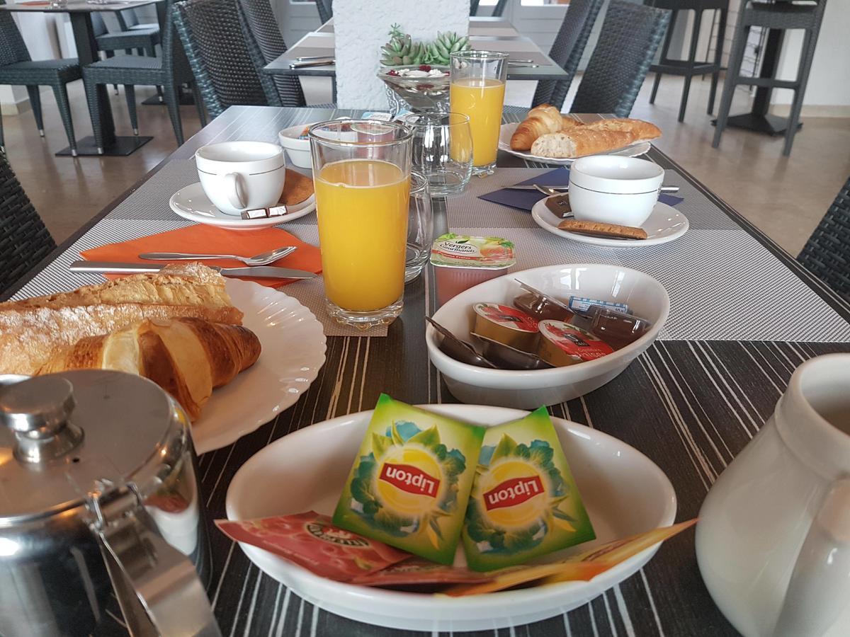 Hotel De La Poste Peymeinade Luaran gambar